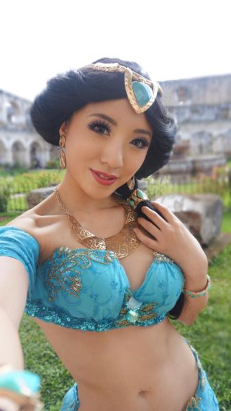 The Sexy Cosplay Girls of Every Nerd