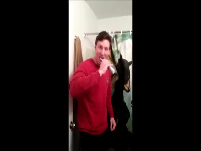 College Dude Scares Really Easily 