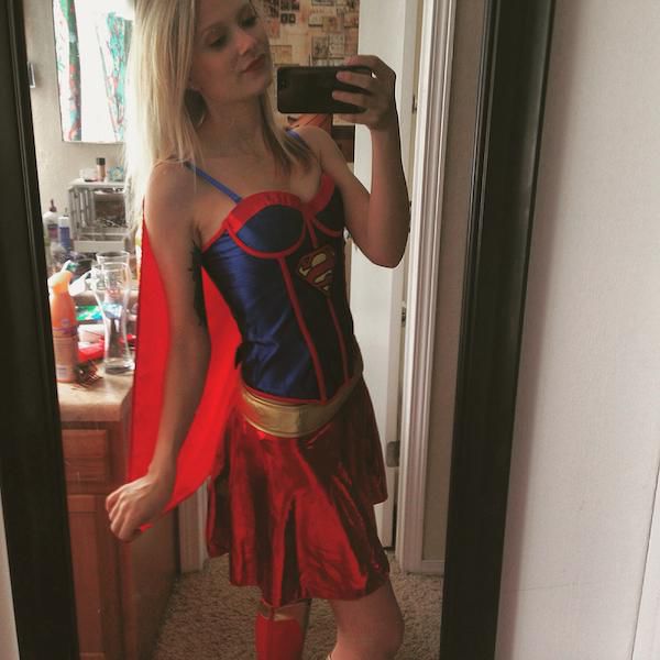 Geeky Fangirls Show off Their Secret Comic Crush