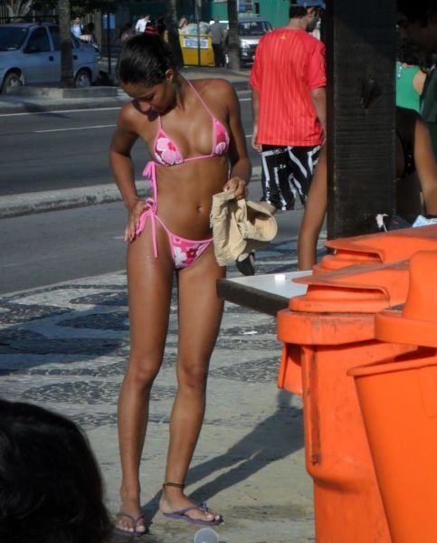 Beautiful Summer Loving Bikini Girls