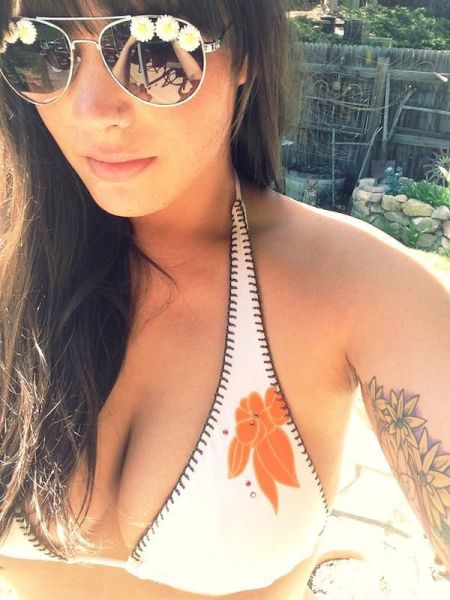 Boobs Make the World Brighte