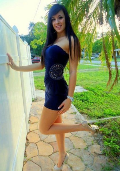 Lookout Boys…Here Come the Babes in Tight Dresses