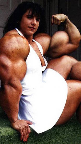 These Female Bodybuilders Will Easily Kick Your Ass