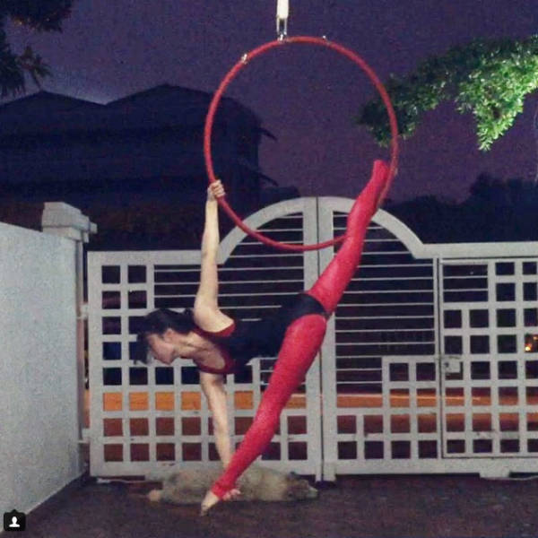 This Bendy Girl Has All Kinds of Skills in the Air