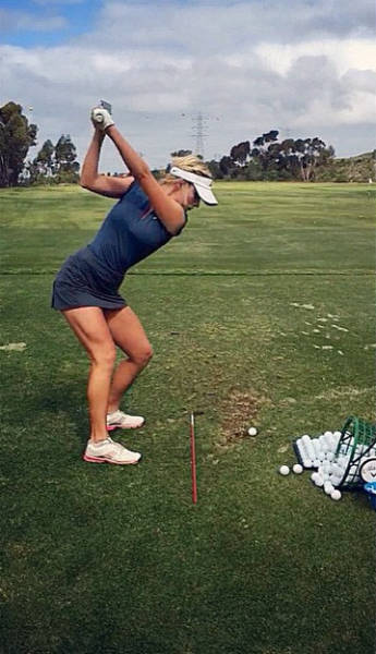 This Girl Makes Golfing Look Sexy