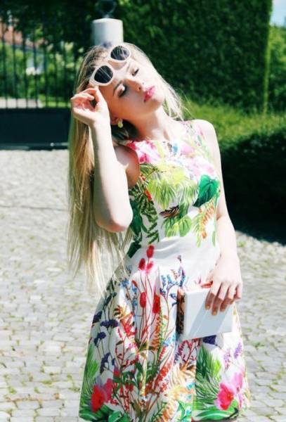 Summer Dresses are the Sexiest Sight around