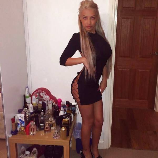 Lookout Boys…Here Come the Babes in Tight Dresses