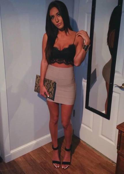 Lookout Boys…Here Come the Babes in Tight Dresses