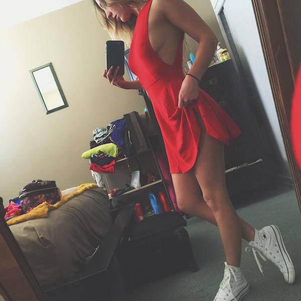 Boys Go Wild for Sideboobs