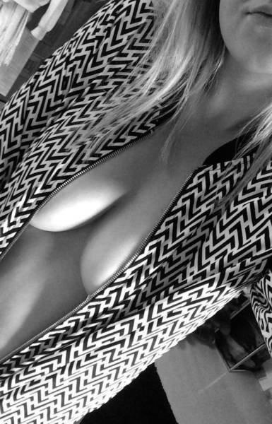 All Girls Should Go Bra-Free