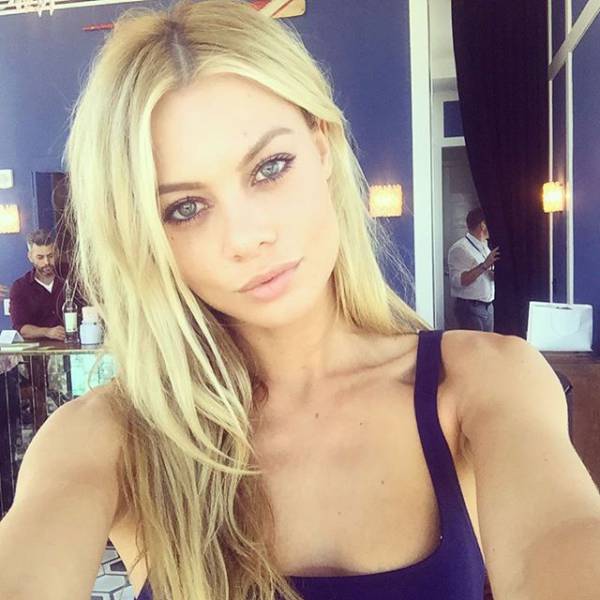 Naturally Beautiful Girls