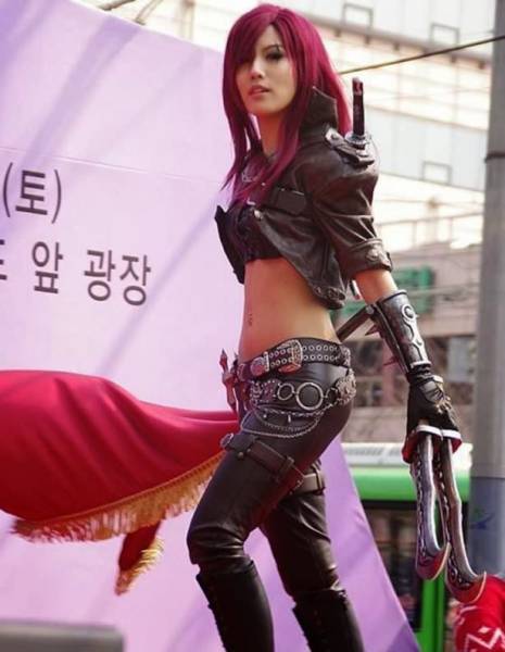 The Sexy Cosplay Girls of Every Nerd