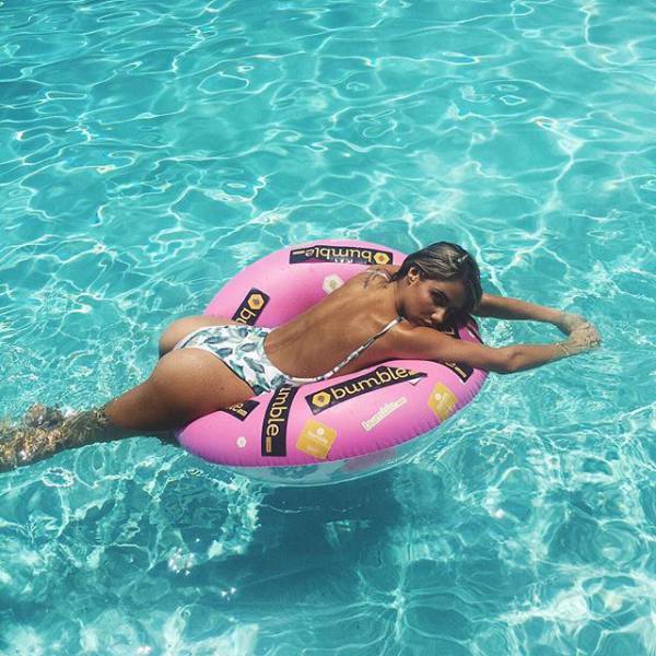 Butt Lovers Gather Around