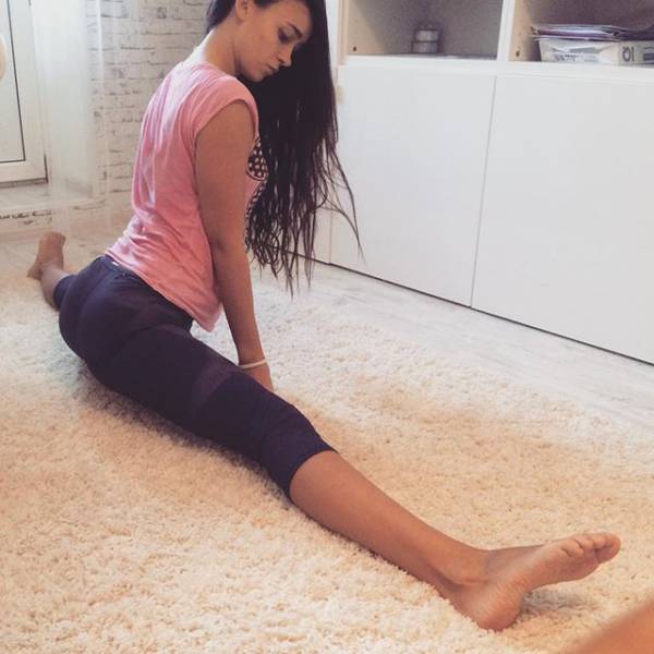 This Natural Beauty Is Pretty Brainy Too