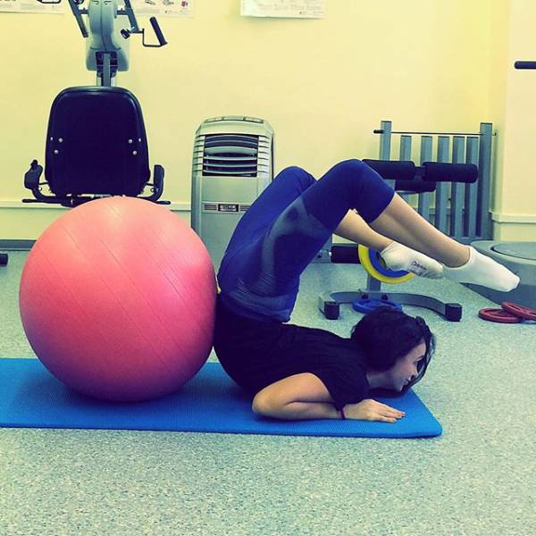 This Natural Beauty Is Pretty Brainy Too