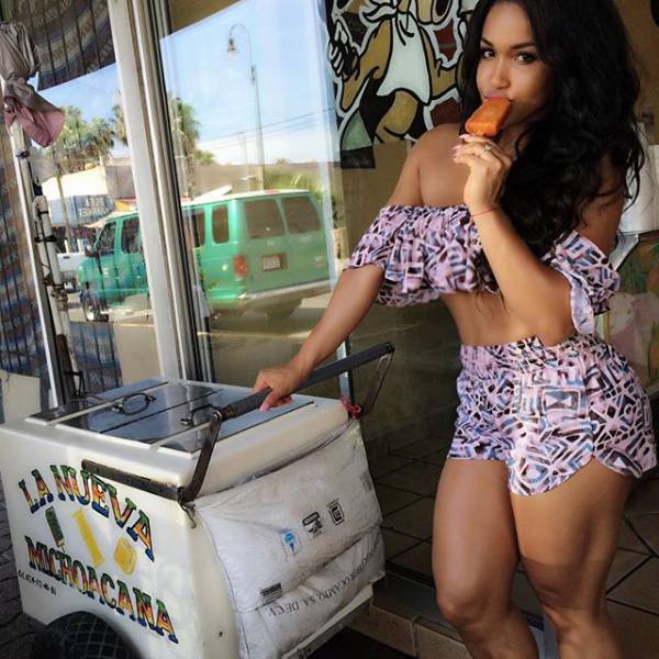 A Woman Must Have Curves