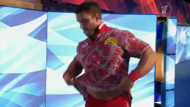 GIFs That Prove That Girls Lust over Guys Too