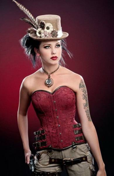 Hot Girls Doing Steampunk Just Right