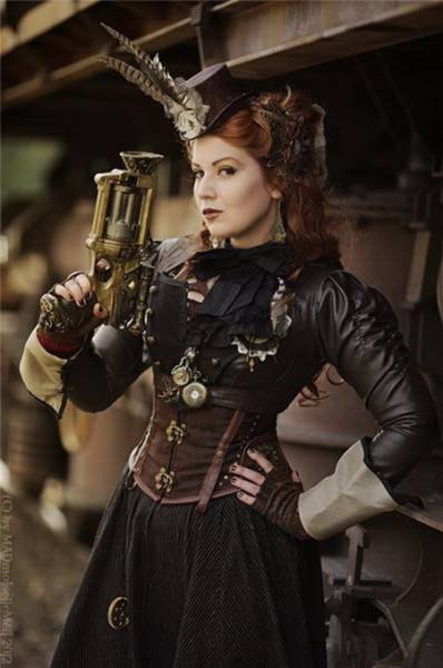 Hot Girls Doing Steampunk Just Right