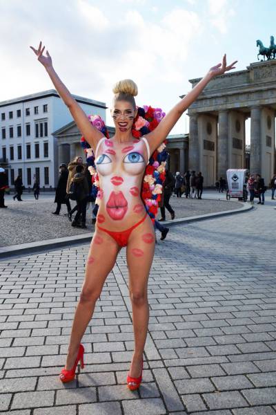 grownup corner 67 pics 9 gifs 2.html - 67 HD GIF | Premium Gallery 2016