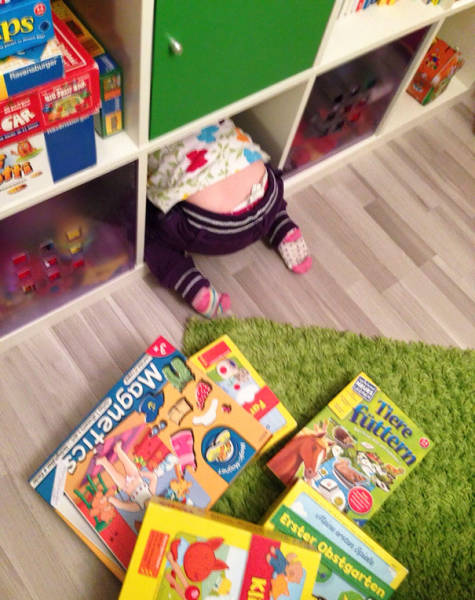 Kids That Totally Suck At Hide And Seek