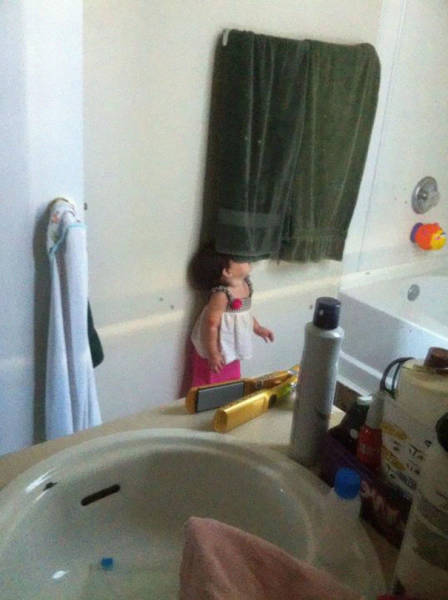 Kids That Totally Suck At Hide And Seek