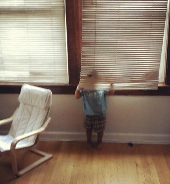 Kids That Totally Suck At Hide And Seek