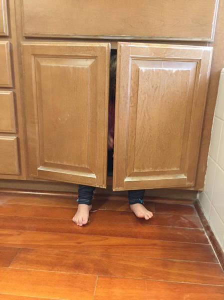 Kids That Totally Suck At Hide And Seek
