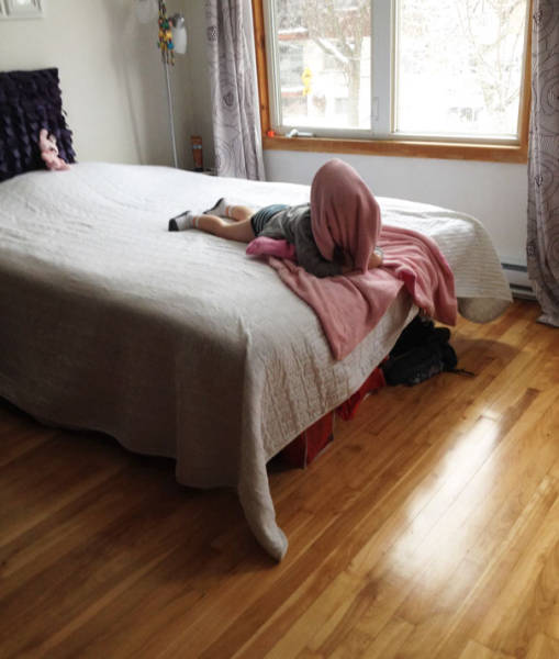 Kids That Totally Suck At Hide And Seek