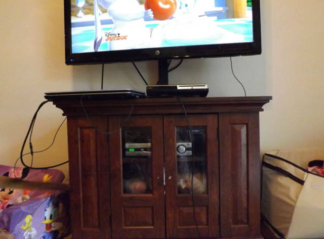 Kids That Totally Suck At Hide And Seek