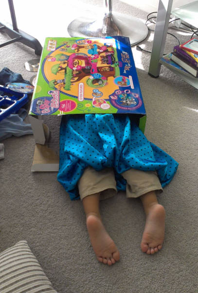 Kids That Totally Suck At Hide And Seek