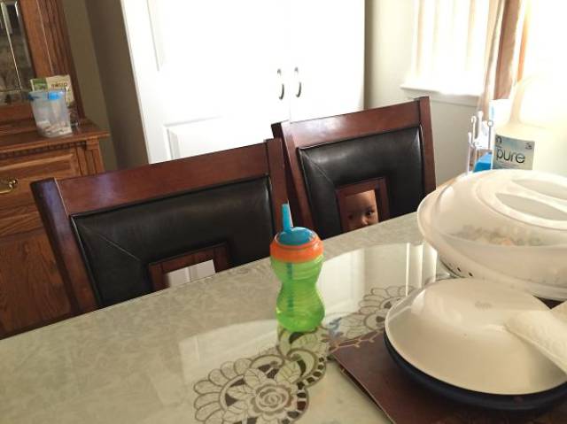 Kids That Totally Suck At Hide And Seek