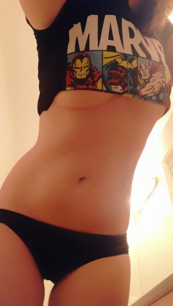 Get Ready For Some Tasty Underboob Pics