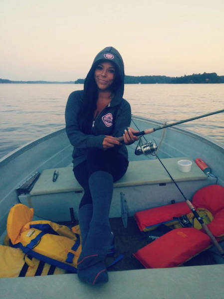 Sexy Girls Make Fishing Less Boring