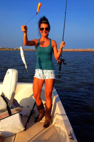 Sexy Girls Make Fishing Less Boring
