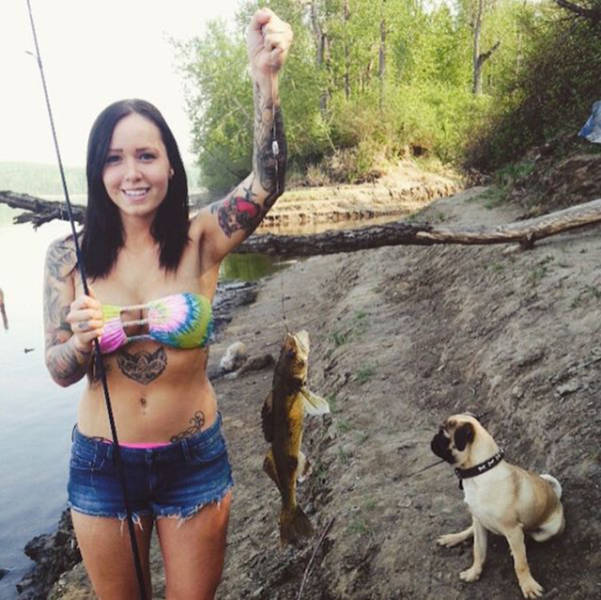 Sexy Girls Make Fishing Less Boring