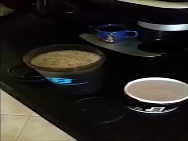 The Best Way A Girl Can Prepare A Protein Shake For Her Boyfriend