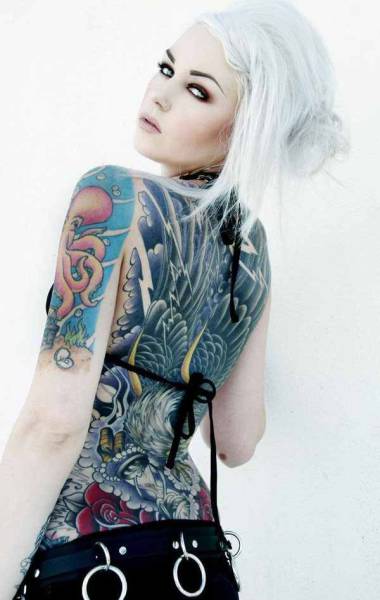 Sexy Girls Who Like Ink