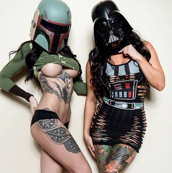 Sexy Girls Who Like Ink