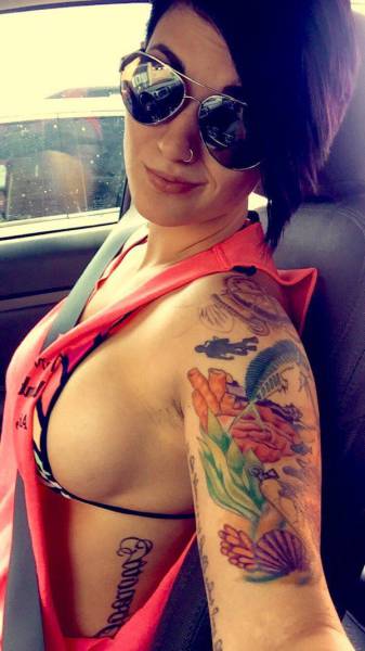 Sexy Girls Who Like Ink