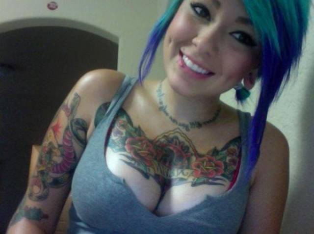 Sexy Girls Who Like Ink