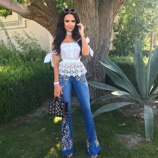 This Model Is Angelina Jolie