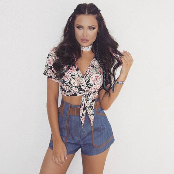 This Model Is Angelina Jolie