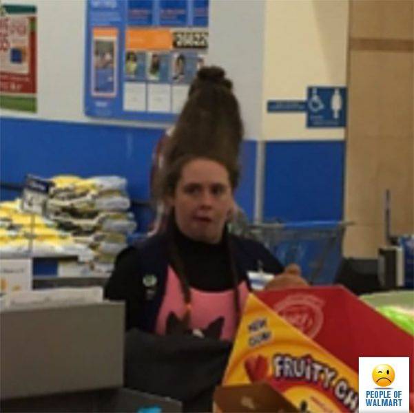 Cringe-Inducing Customers Of Walmart