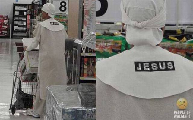 Cringe-Inducing Customers Of Walmart