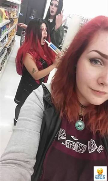 Cringe-Inducing Customers Of Walmart