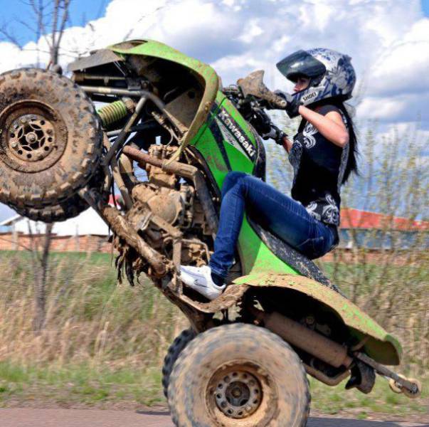There’s Nothing Better Than Hot Babes On Four-Wheelers