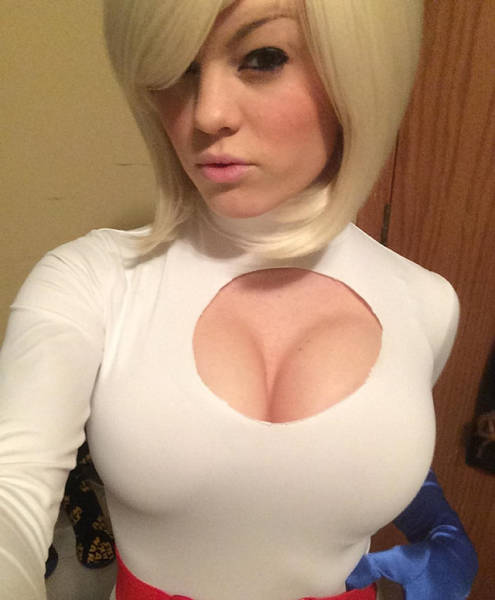 The Sexy Cosplay Girls of Every Nerd