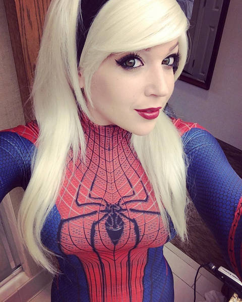 The Sexy Cosplay Girls of Every Nerd