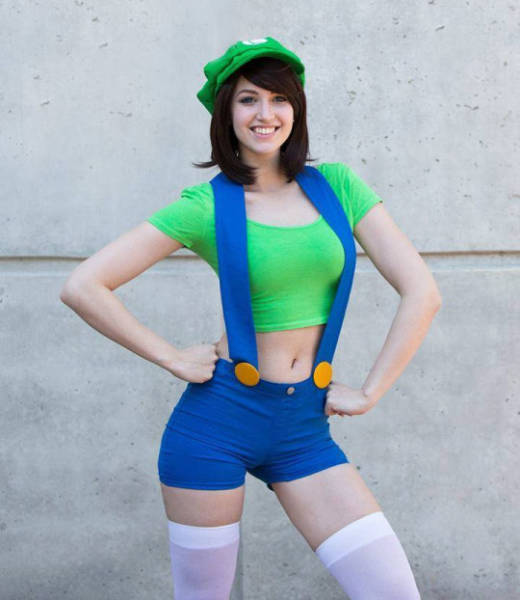 The Sexy Cosplay Girls of Every Nerd
